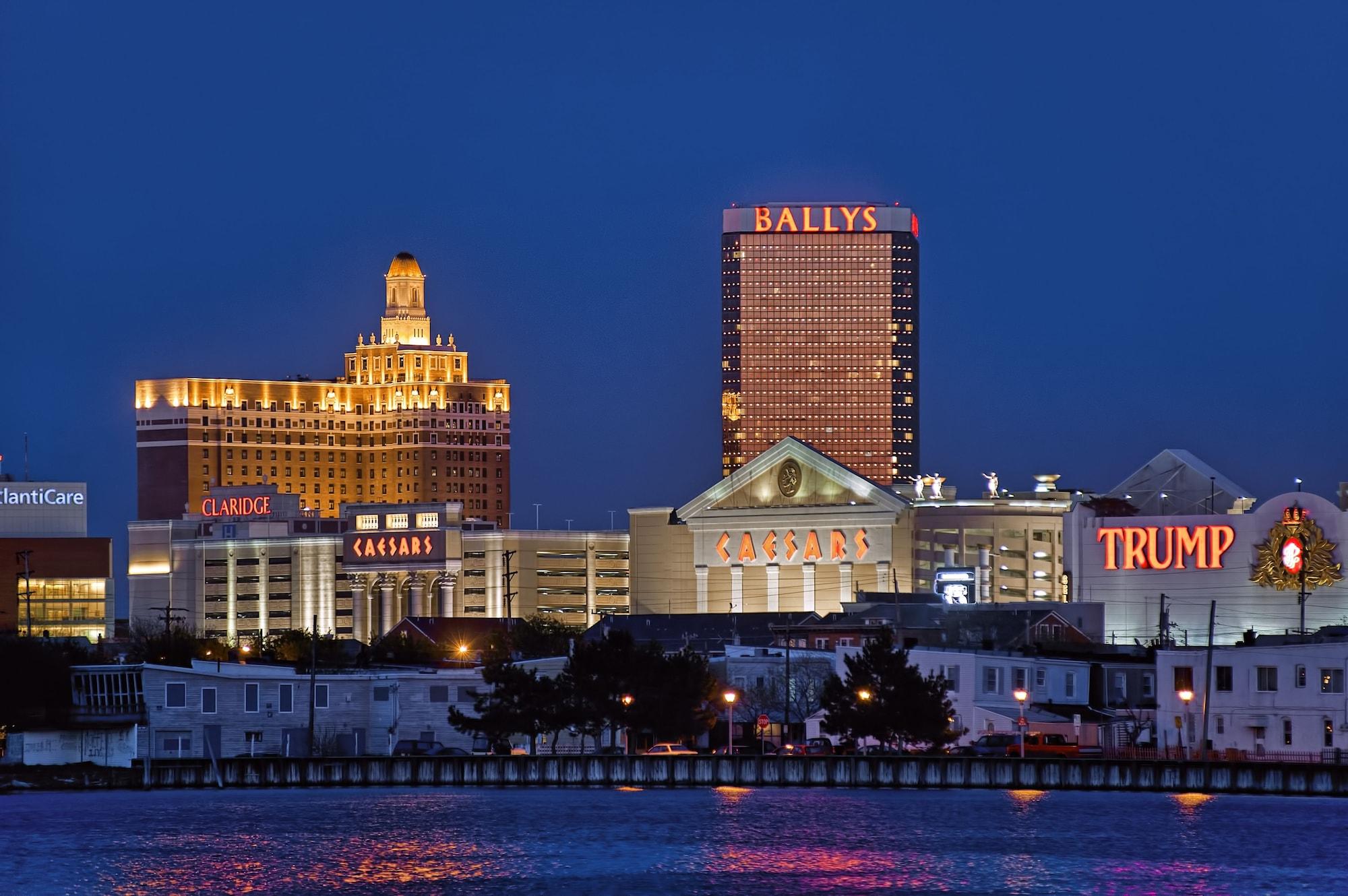 Madison Hotel Boardwalk Atlantic City Exterior photo