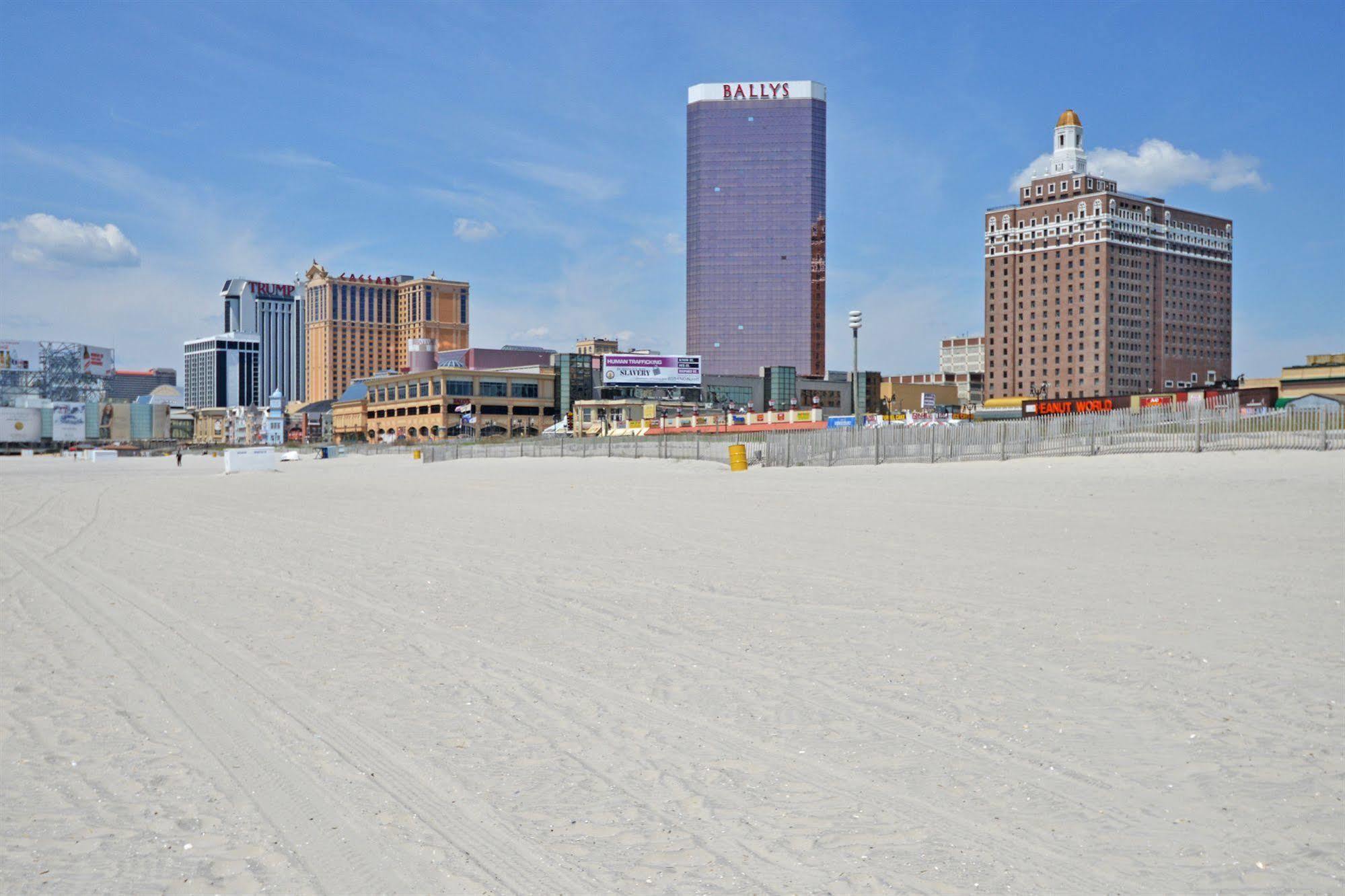 Madison Hotel Boardwalk Atlantic City Exterior photo